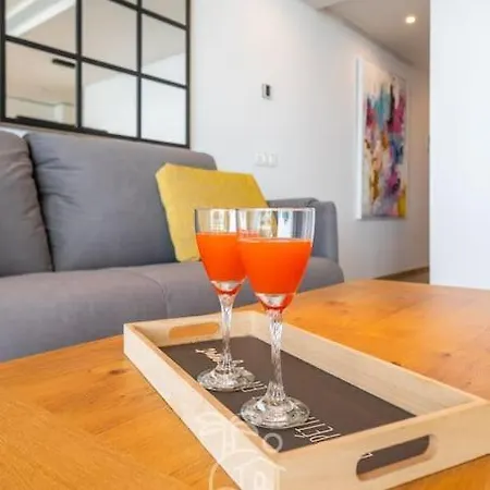 Higueronrentals Wave