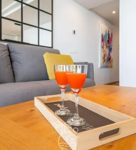 Higueronrentals Wave